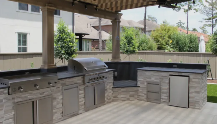 Outdoor Kitchens